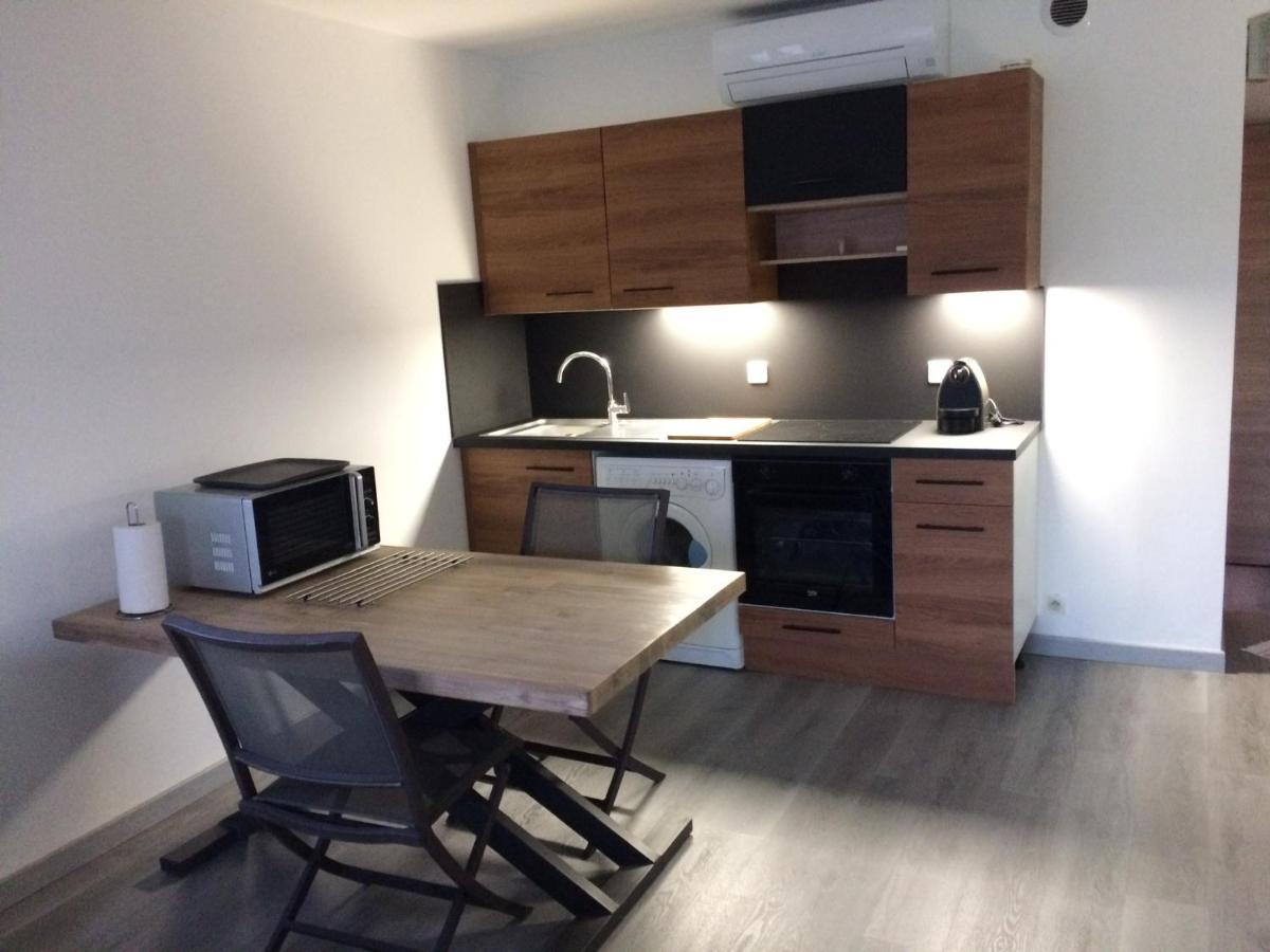 Appart 2 Pieces Independant Dans Villa Proche Centre Ville Au Calme 망들리유 라 나플 외부 사진